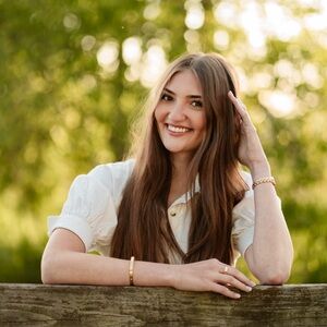 Meet your Posher, Ashley